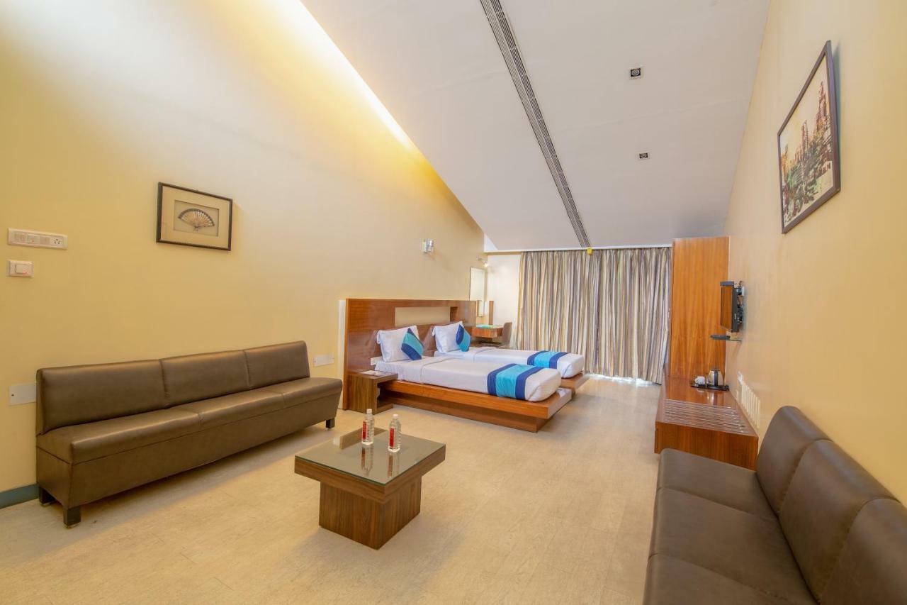 Mint Koregaon Park Next To Osho Ashram Pune Ngoại thất bức ảnh