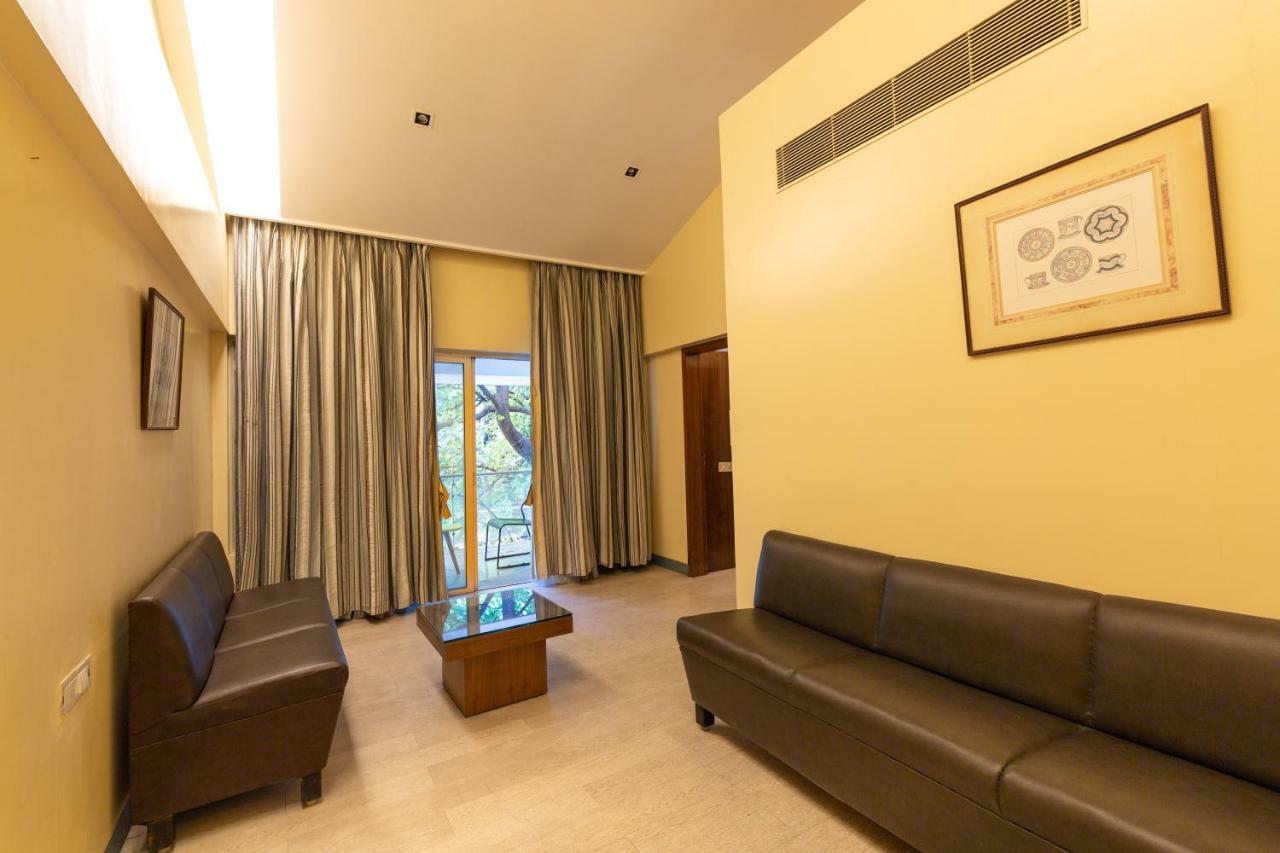 Mint Koregaon Park Next To Osho Ashram Pune Ngoại thất bức ảnh