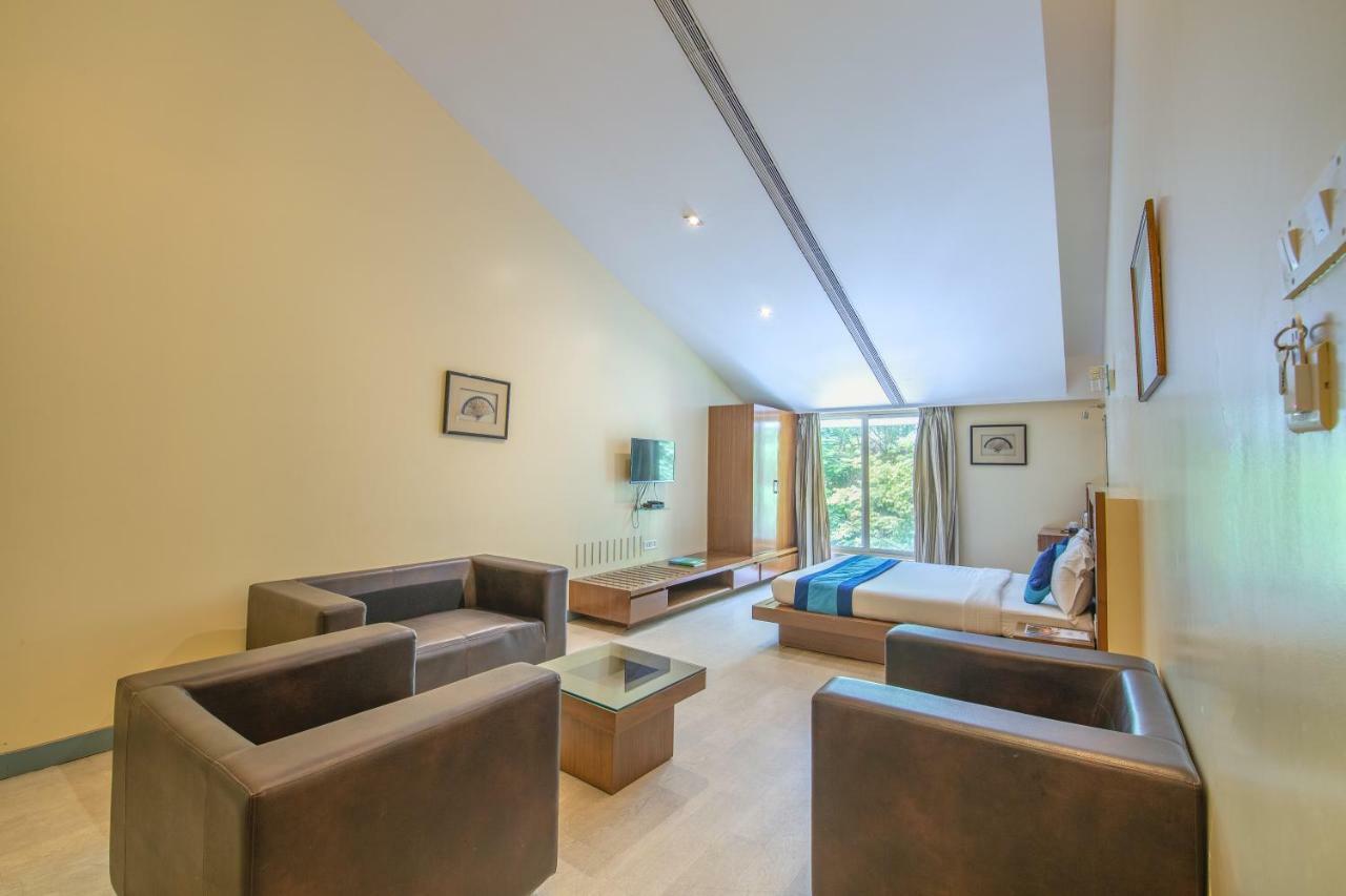 Mint Koregaon Park Next To Osho Ashram Pune Ngoại thất bức ảnh